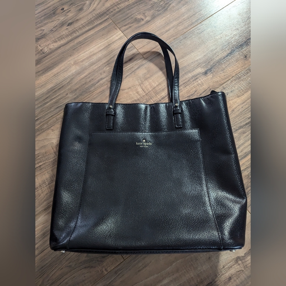 Kate Spade Leather messenger shoulder bag. Computer bag. Black leather